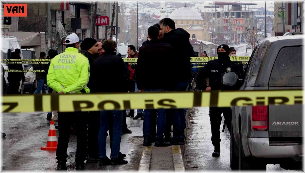 Van'da sokak ortasında silahlı saldırı: 2 ölü