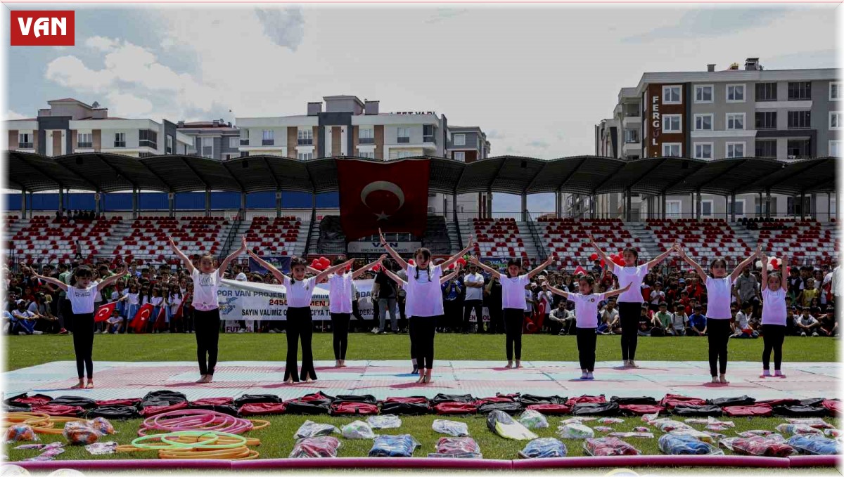 Van'da "Spor Van" yaz okulları başladı