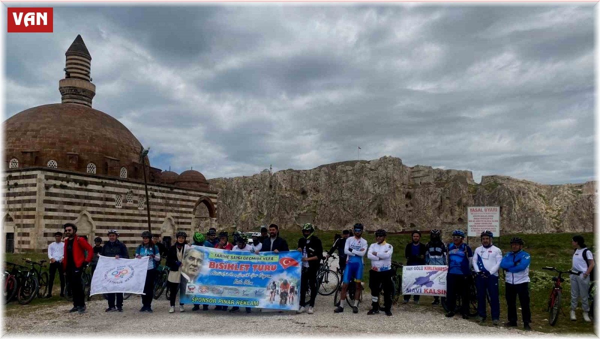 Van'da "Tarihe Saygı, Geçmişe Vefa" bisiklet etkinliği