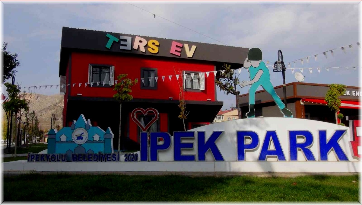 Van'da ters eve büyük ilgi