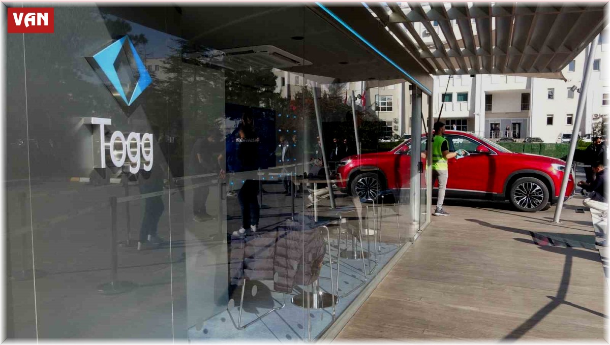 Van'da "TOGG Mobil Deneyim Merkezi" kuruldu