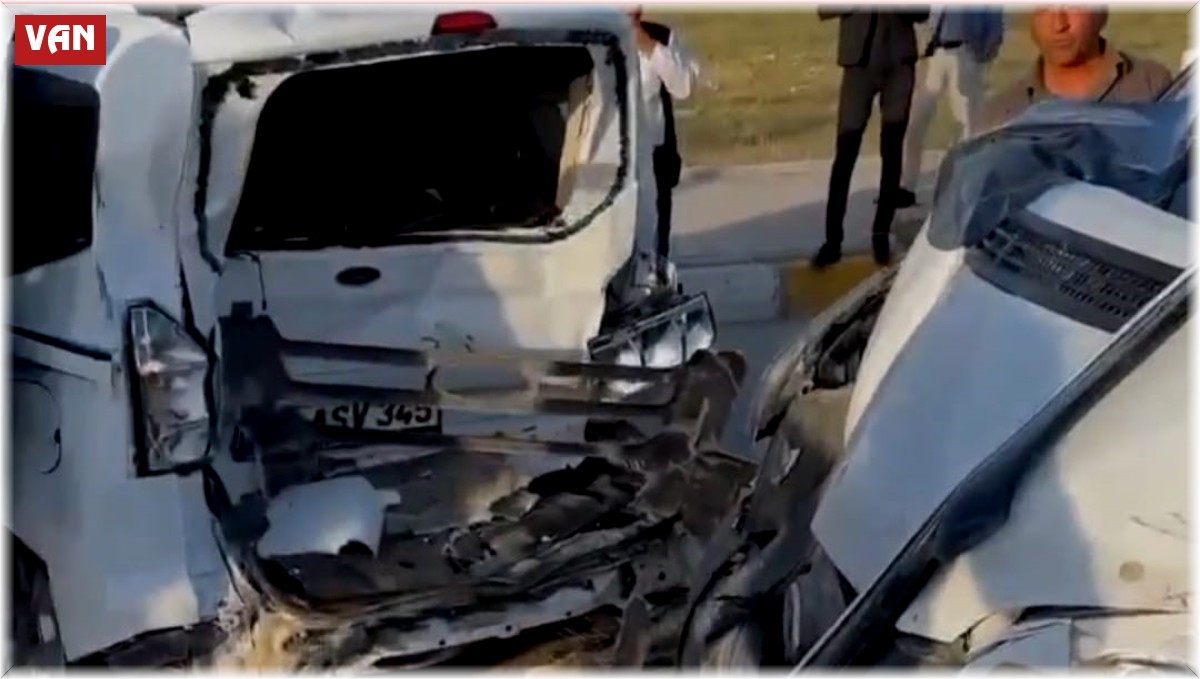 Van'da trafik kazası: 2 yaralı