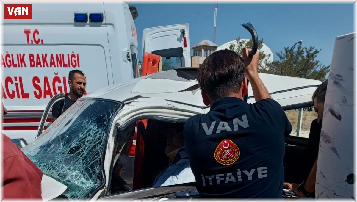 Van'da trafik kazası: 2 yaralı
