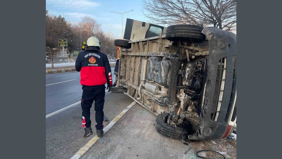 Van'da trafik kazası: 2 yaralı