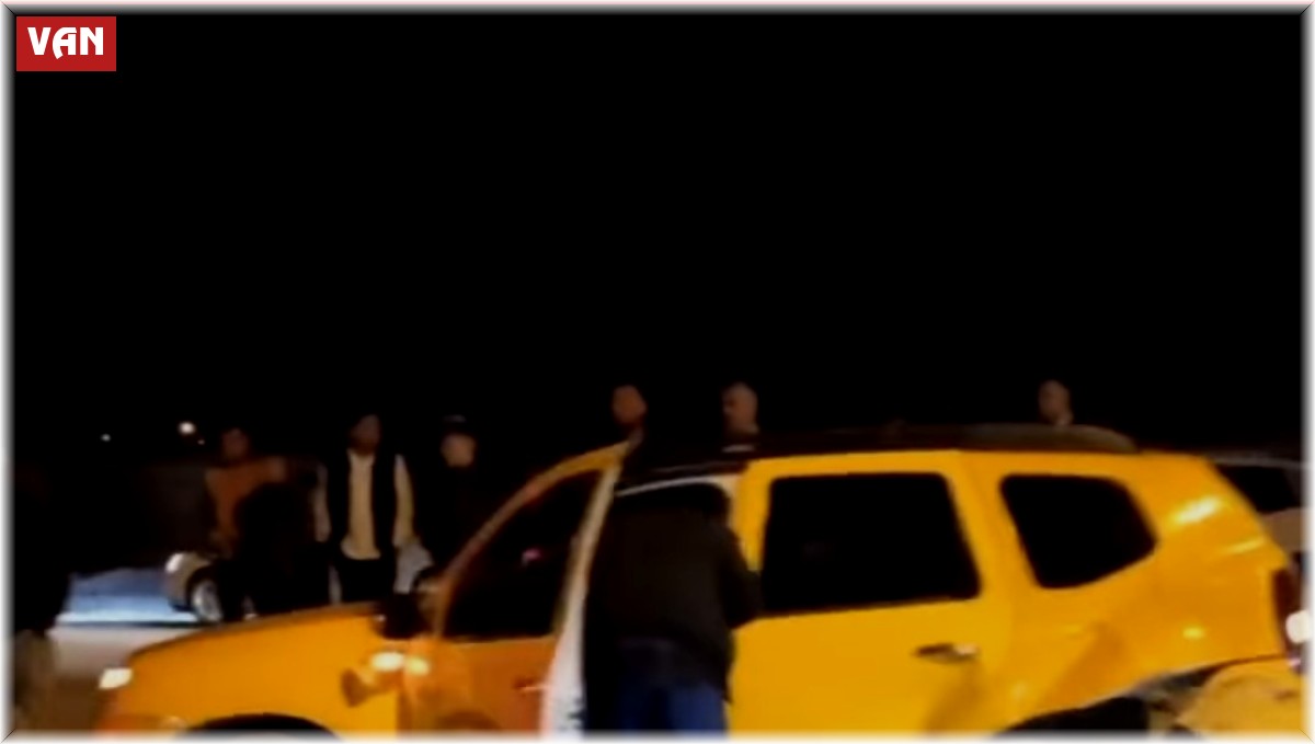 Van'da trafik kazası: 3 yaralı