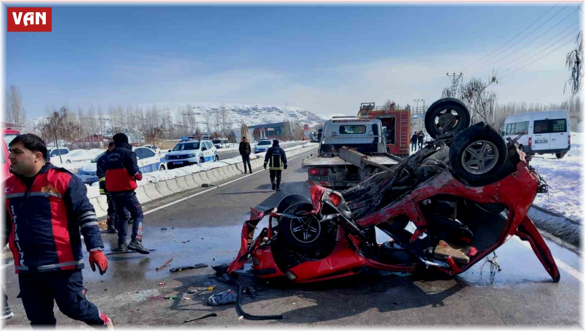 Van'da trafik kazası: 4 yaralı
