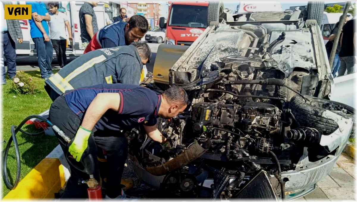 Van'da trafik kazası: 5 yaralı