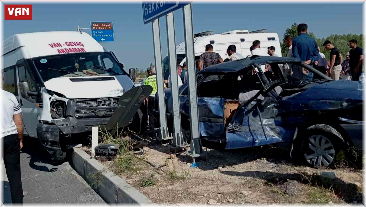 Van'da trafik kazası: 5 yaralı