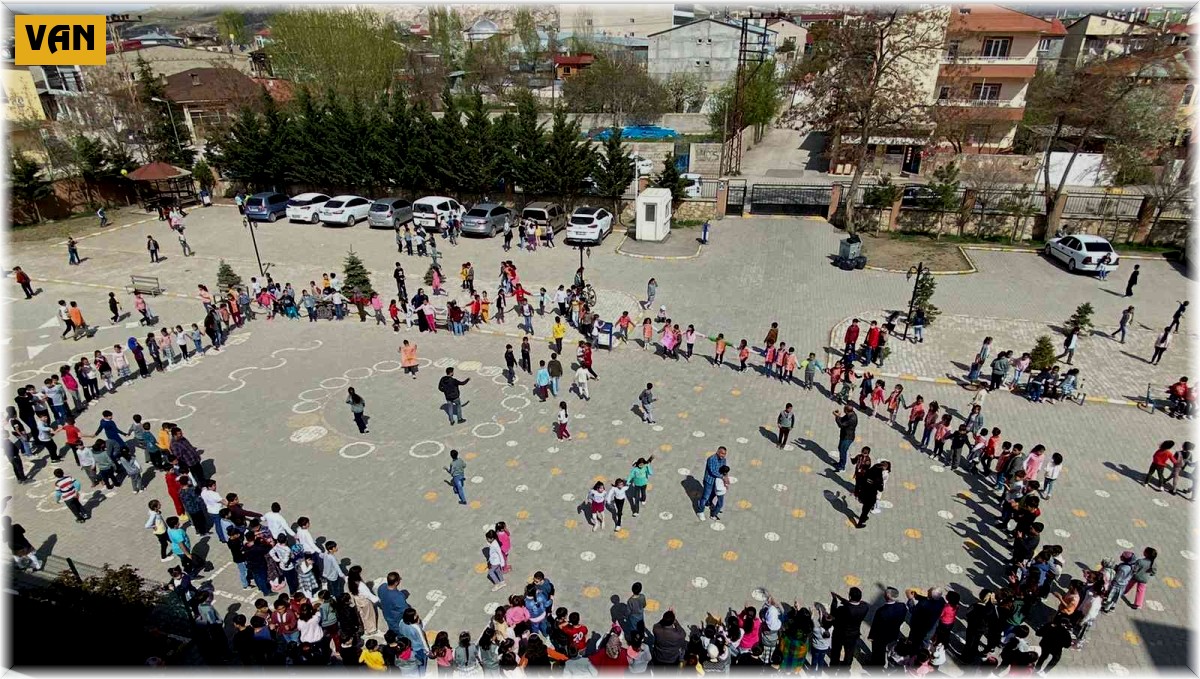 Van'da Trafik ve İlk Yardım Haftası kutlandı