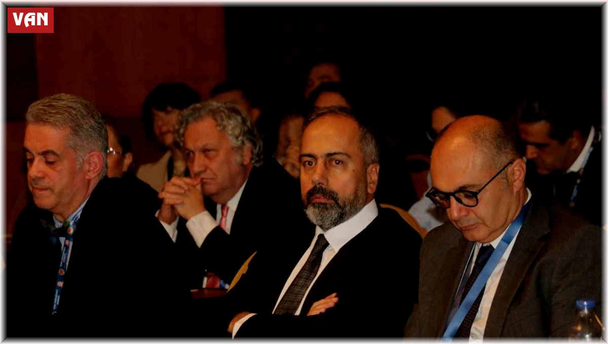 Van'da 'Tümörler ve Epilepsi Cerrahisi' kursu başladı