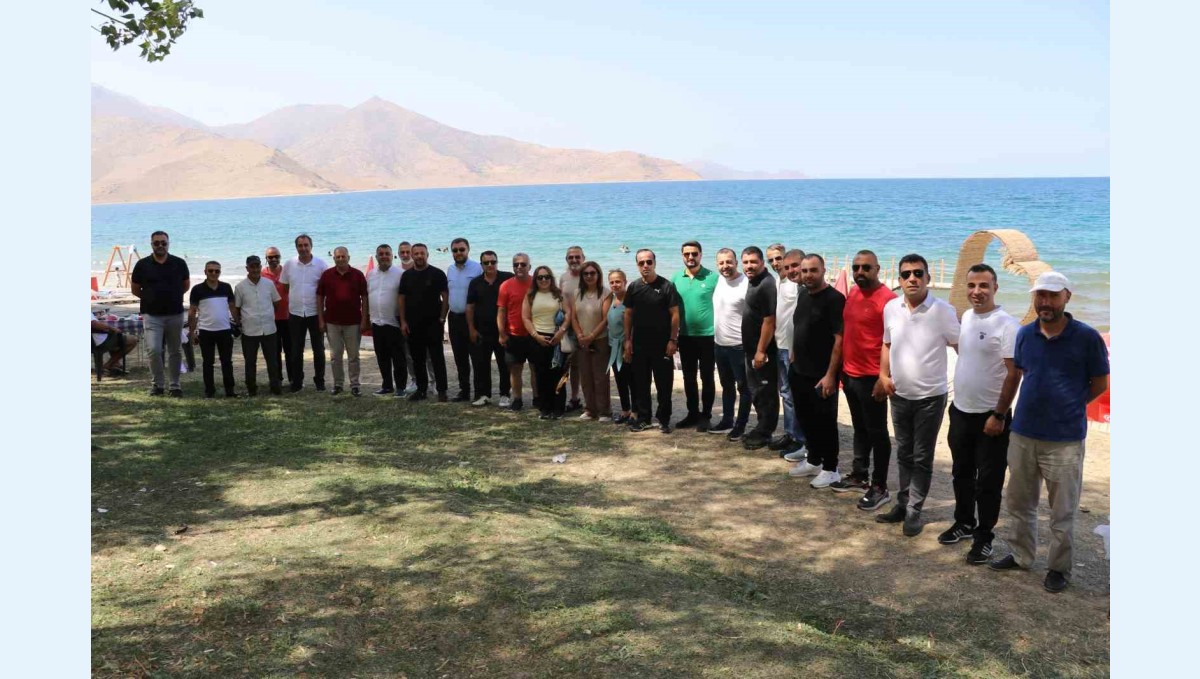 Van'da turizm acenteleri bir araya geldi