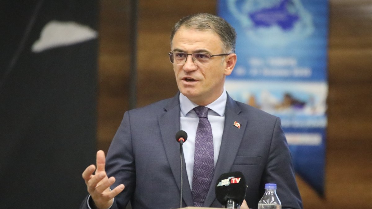 Van'da "Uluslararası Girişimci ve Yatırımcı Zirvesi" başladı