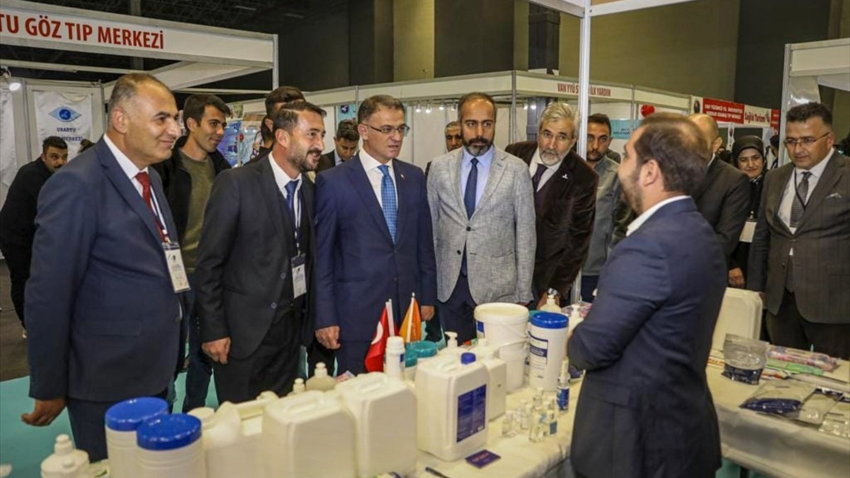 Van'da Uluslararası Sağlık Fuarı ve Sağlık Bilimleri Kongresi devam ediyor