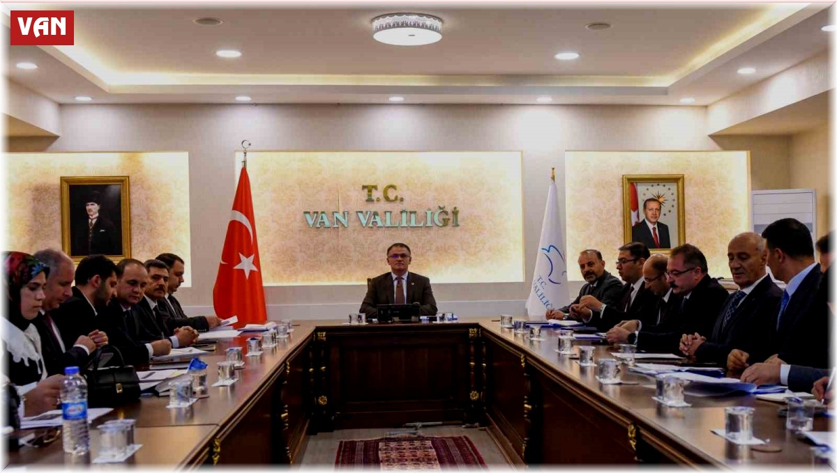 Van'da yapımı devam eden kütüphanelerle ilgili değerlendirme toplantısı