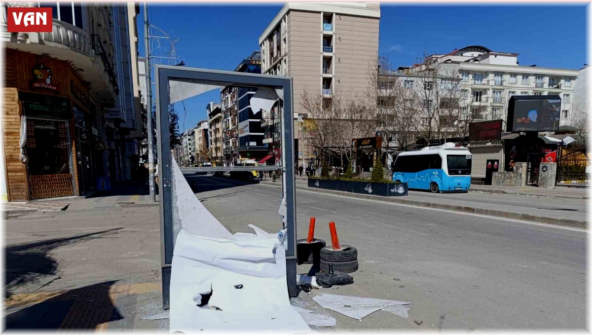 Van'da yaşanan olaylar sonrası sokakların son hali görüntülendi