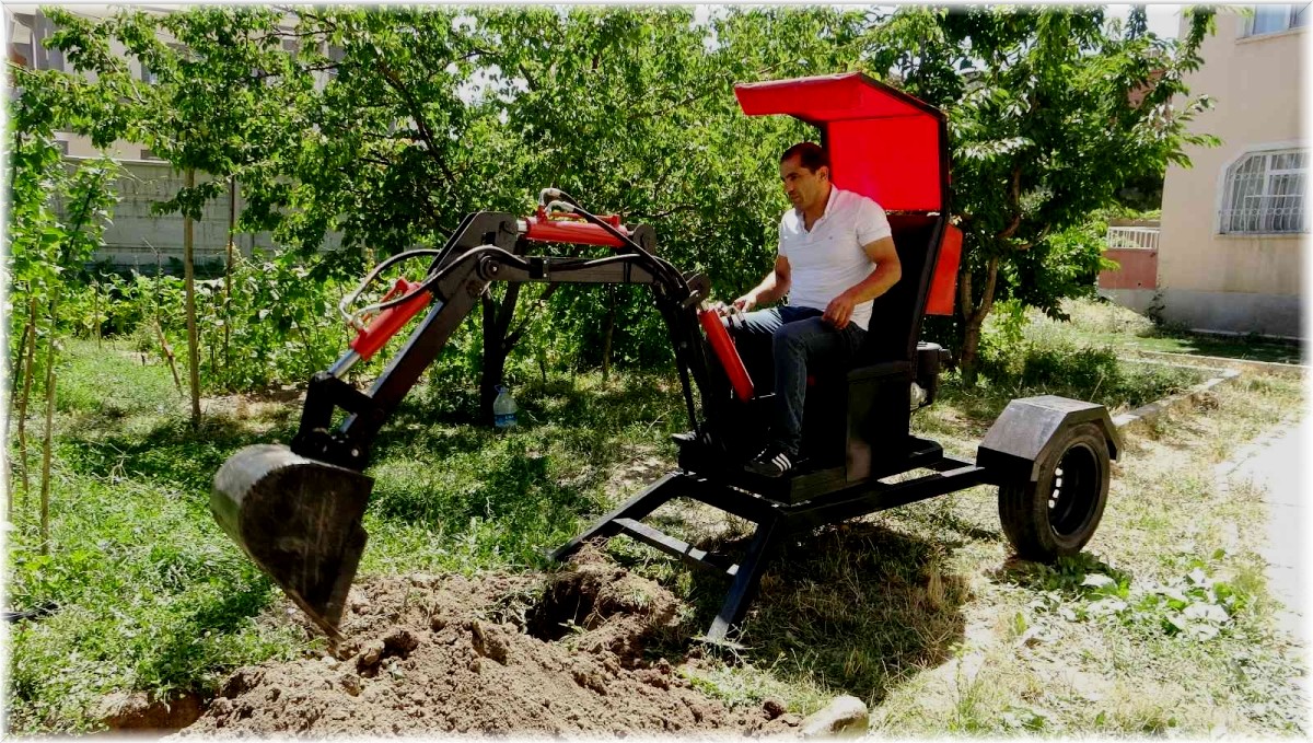 Van'da yerli tırdan sonra yerli kepçe de üretildi