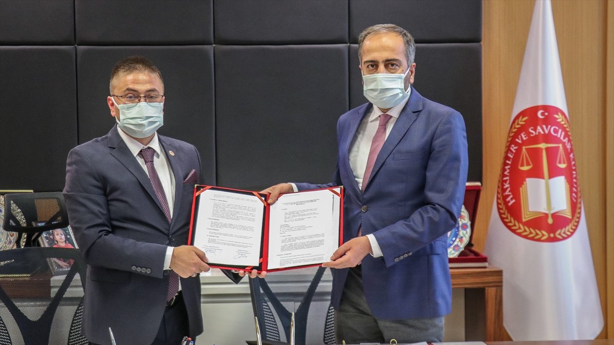 Van'da 'Yüksek lisans iş birliği protokolü' imzalandı
