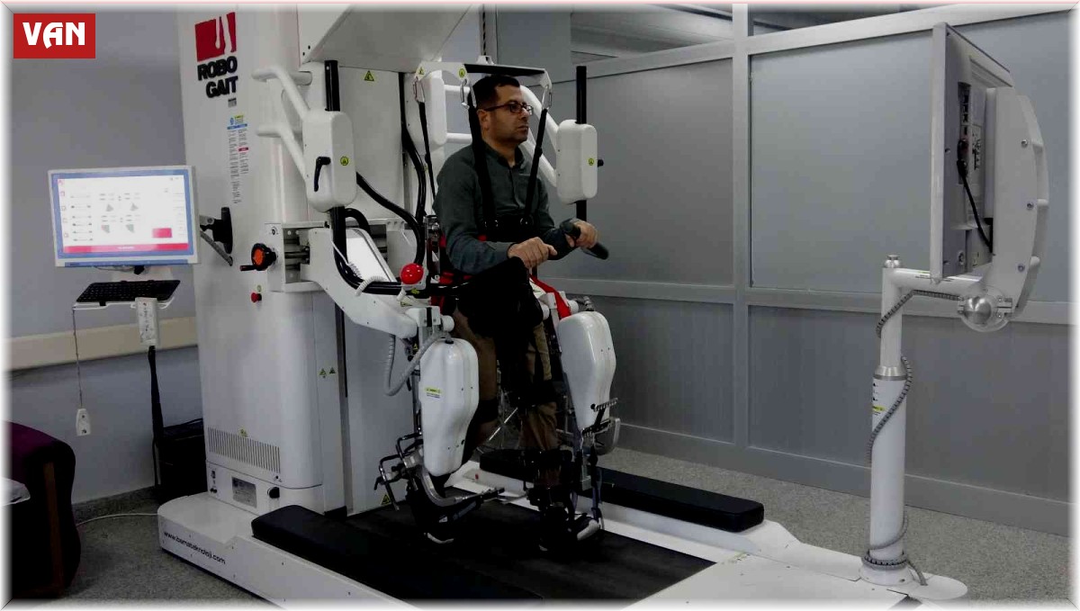 Van'da 'yürüme robotu' hastaların umudu oldu