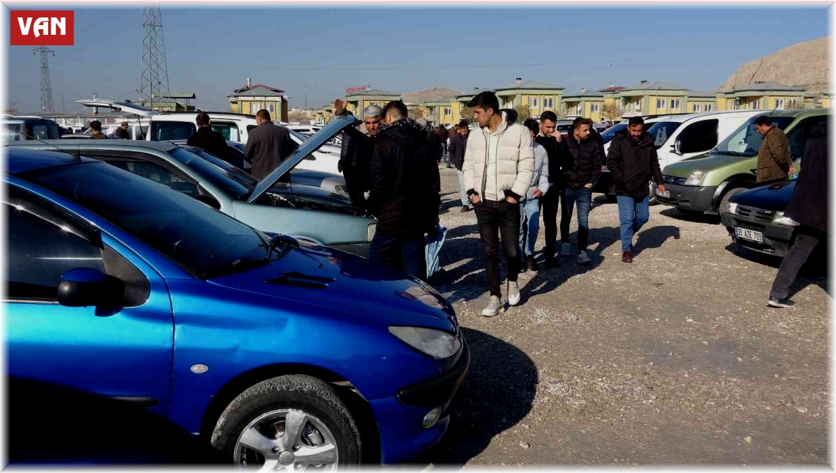 Van'daki araç satıcıları: "İkinci el araç fiyatı satıcının insafına bırakılmamalı"