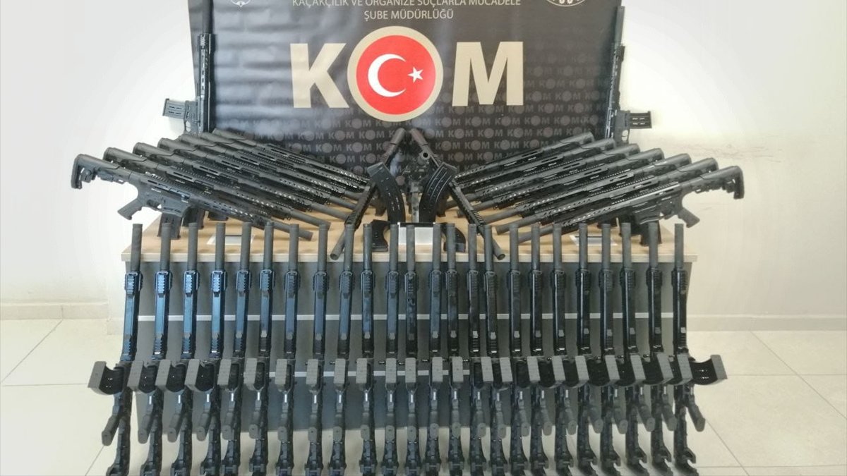 Van'daki kaçakçılık operasyonlarında 10 şüpheli hakkında işlem yapıldı