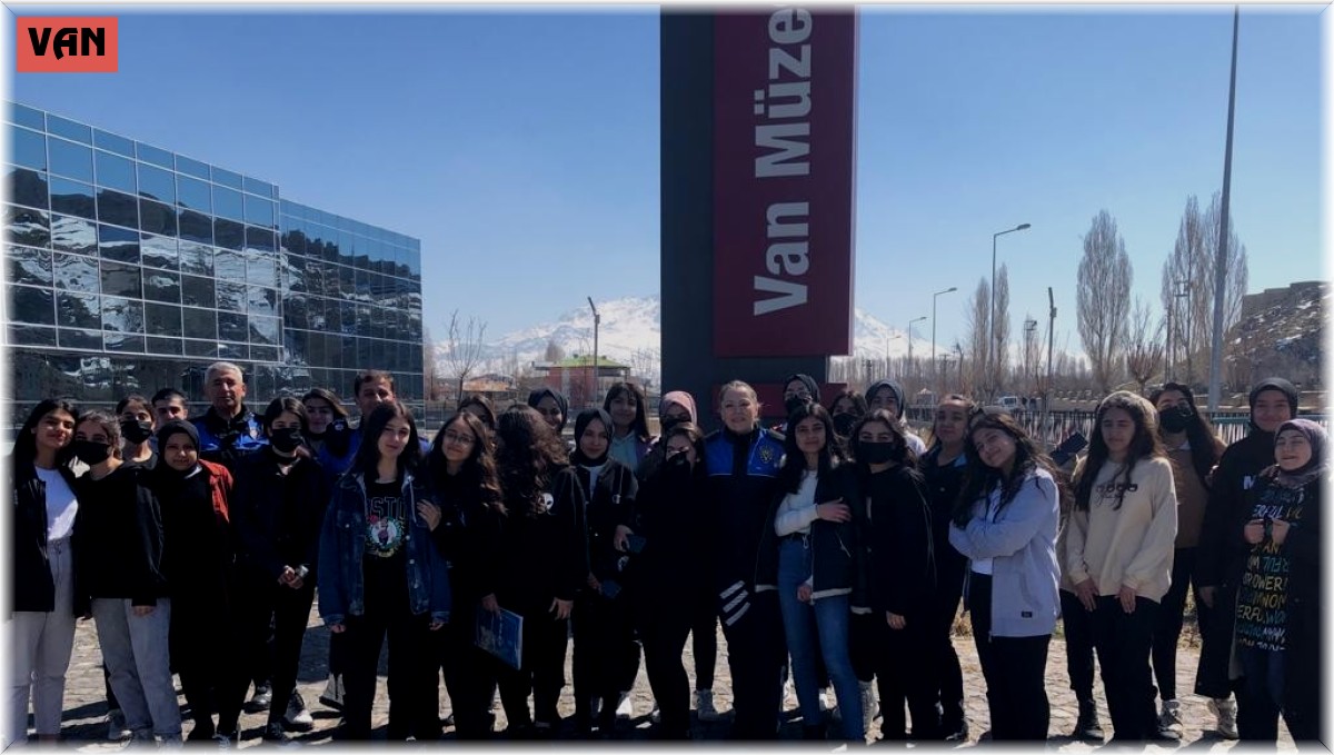 "Van Gençliği Tarihiyle Buluşuyor" projesi