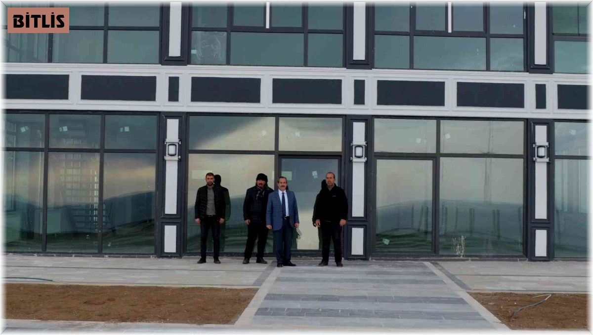 Van Gölü manzaralı seyir terası çalışmalarında sona gelindi