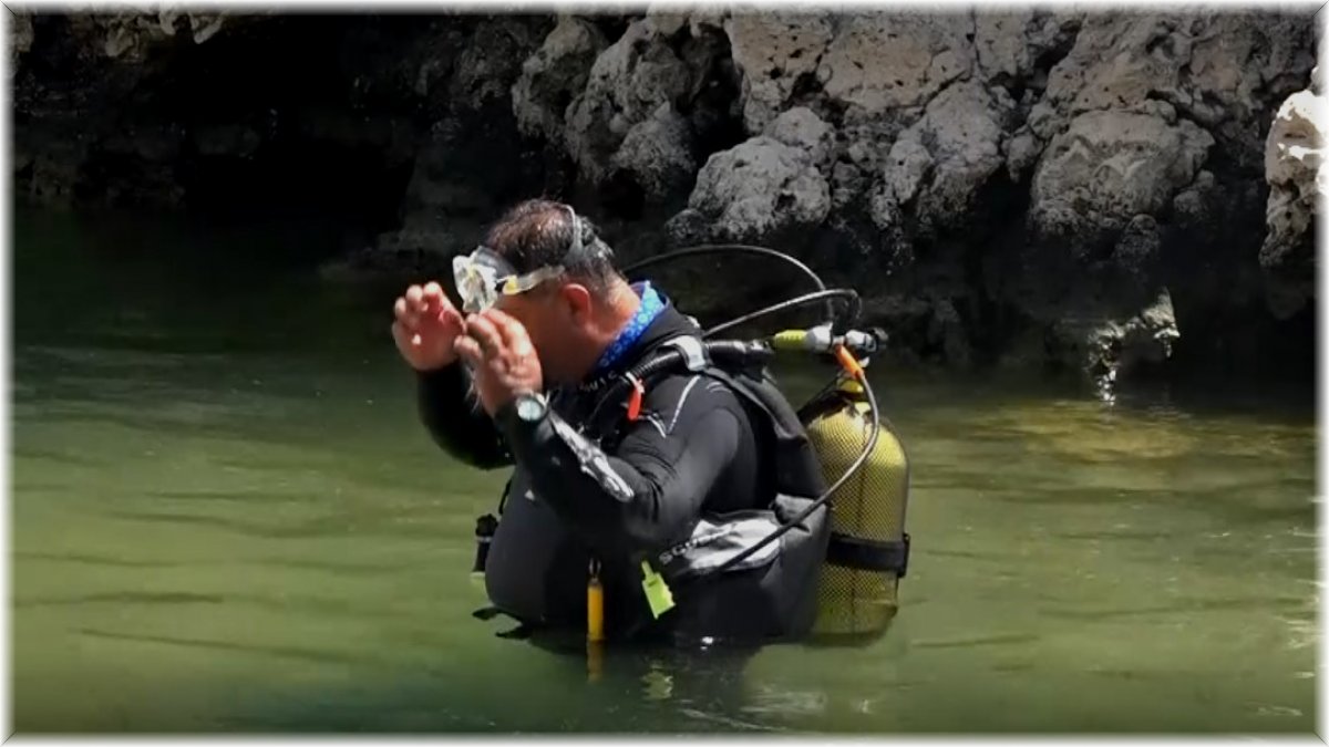 Van Gölü'nde su altı mağarası keşfedildi