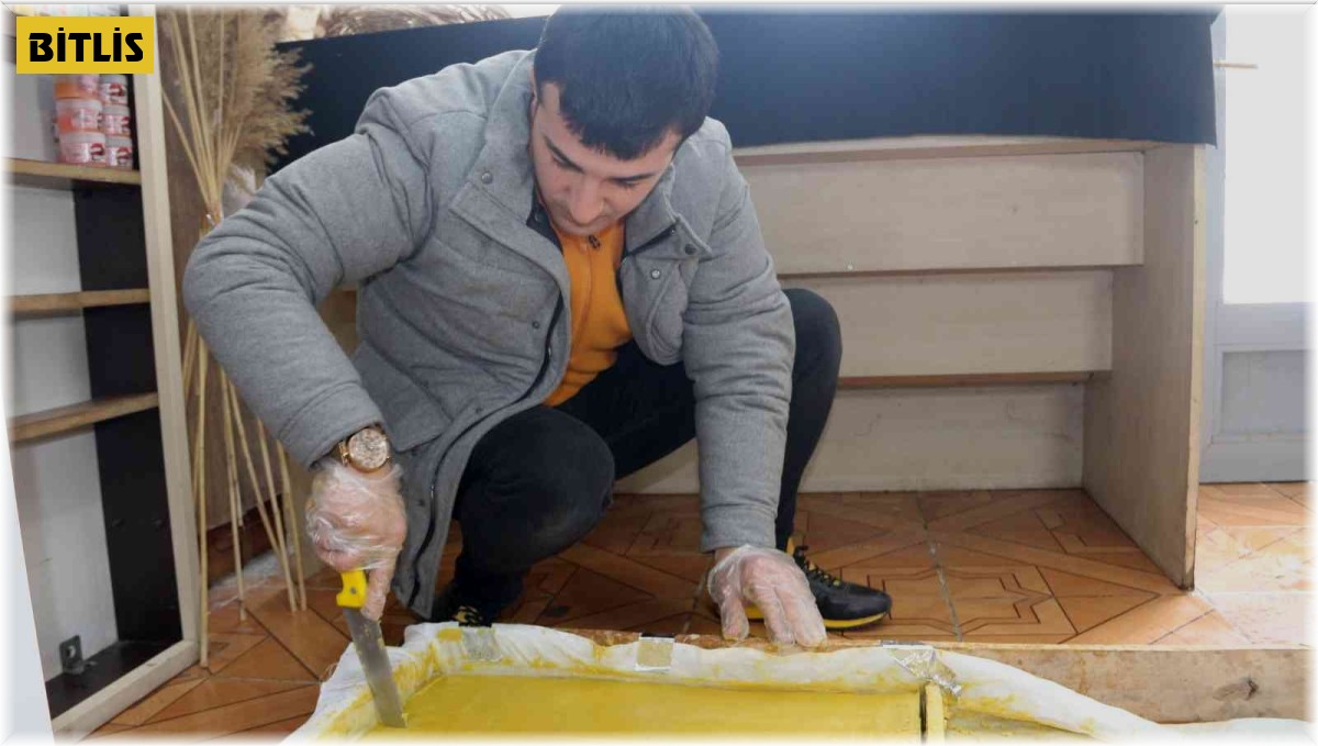 Van Gölü suyundan sabun üretti