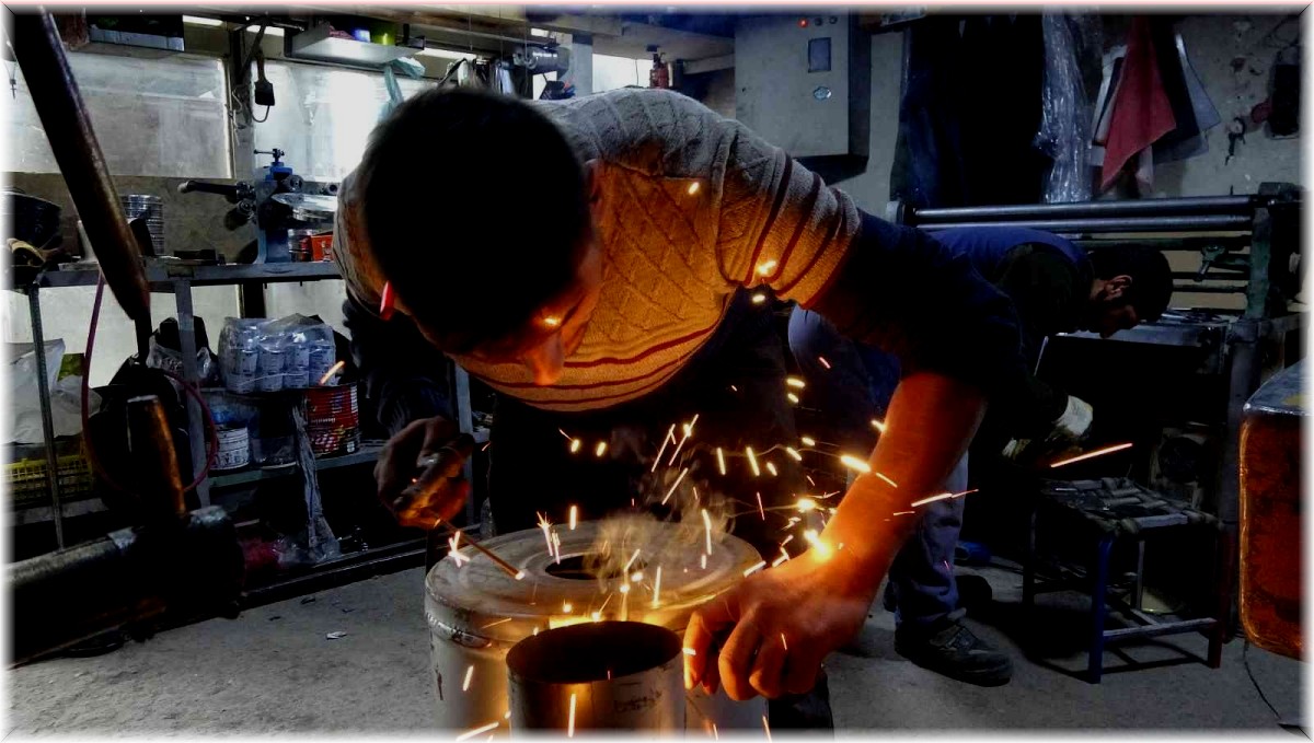 Van'ın tarihi Sobacılar Çarşısı'nda hareketli sezon