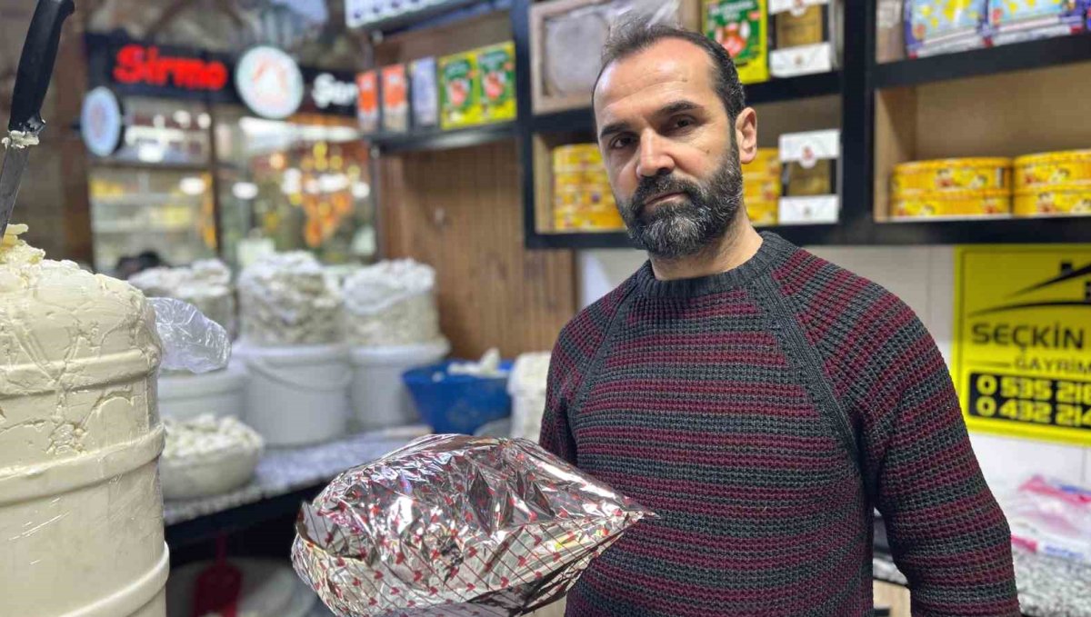 Van otlu peyniri hem sofralık hem hediyelik olarak tercih ediliyor
