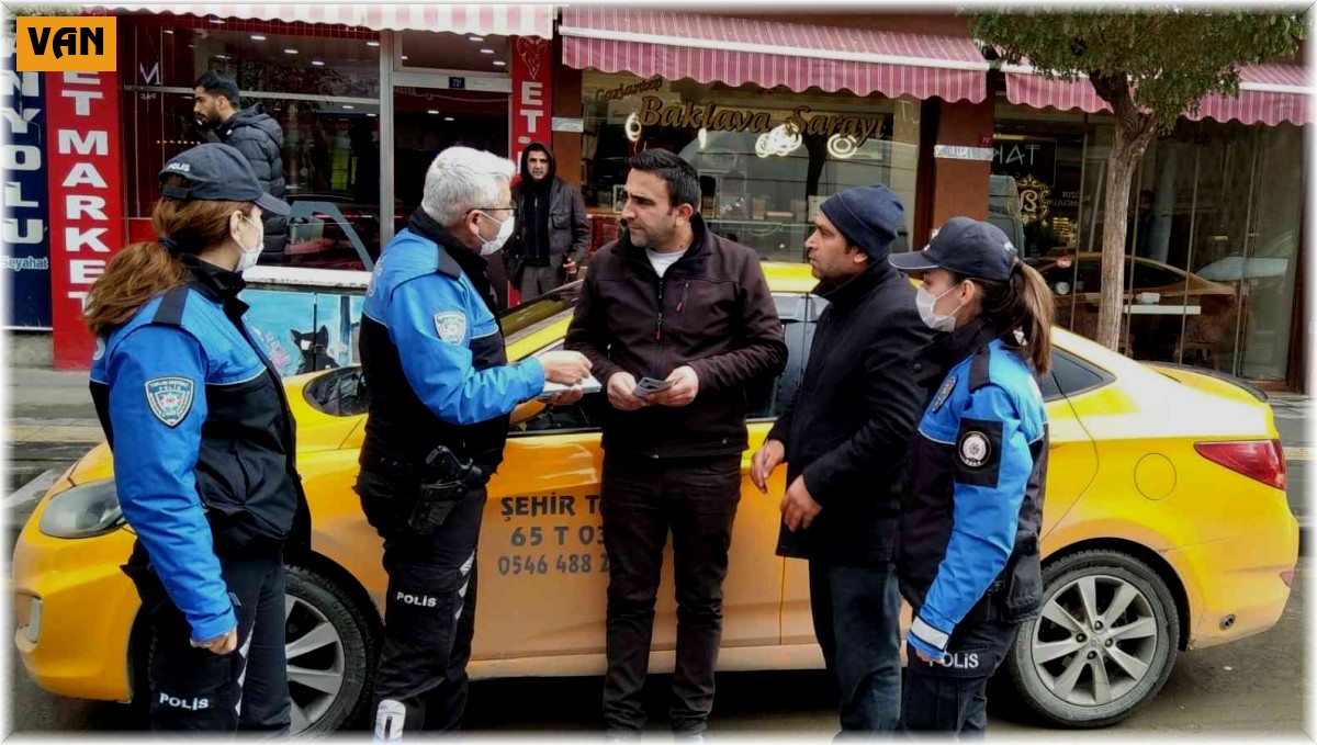 Van polisi taksicileri bilgilendirdi