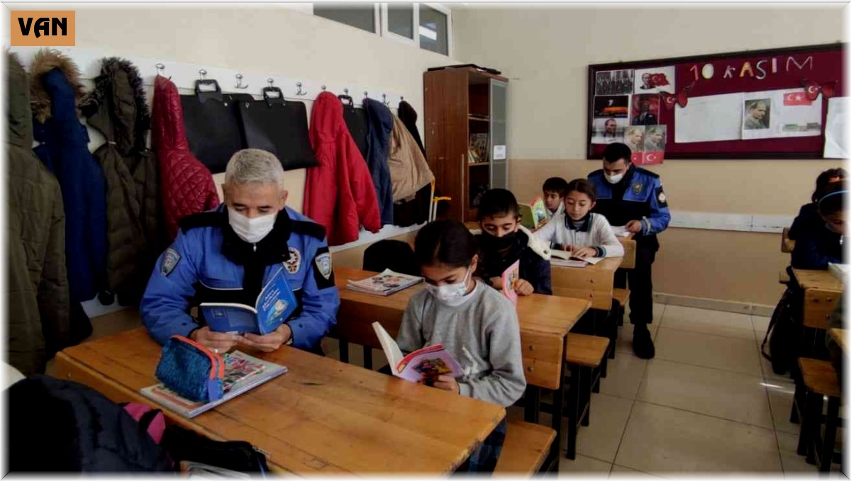 Van polisinden eğitime destek