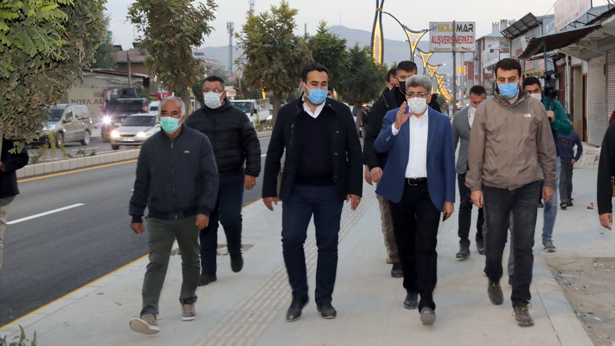 Van Valisi Mehmet Emin Bilmez yenilenen caddeleri inceledi
