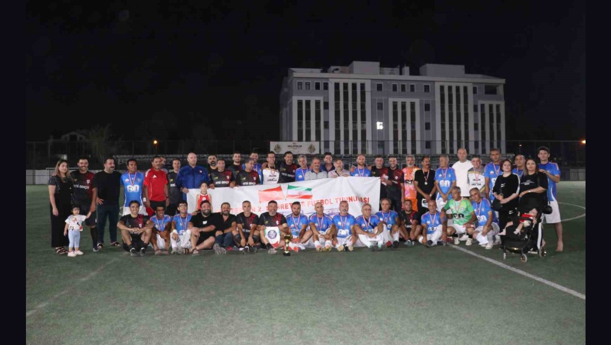 Van ve Urmiye sporcuları dostluk ve kardeşlik için ter döktüler