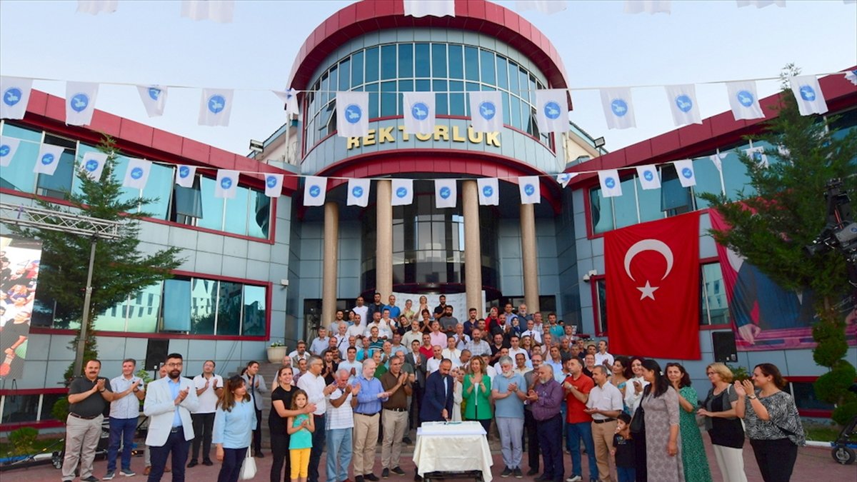 Van YYÜ'nün 40. kuruluş yıl dönümü kutlandı