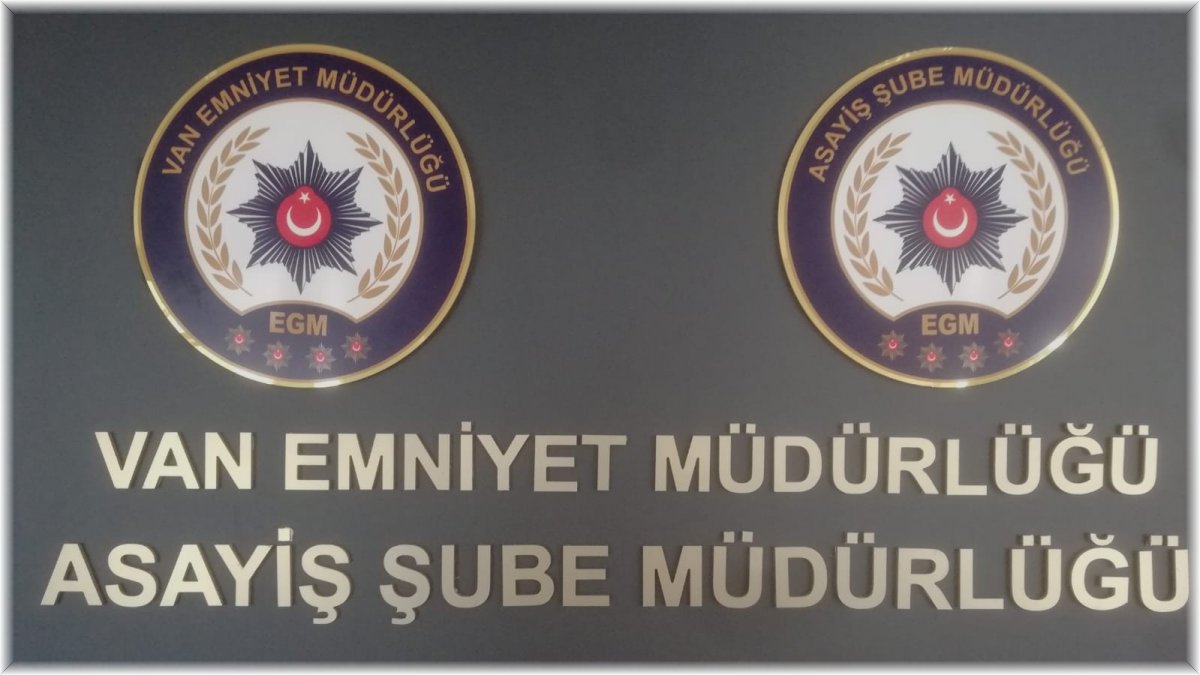 Van’da aranan şahıslara yönelik operasyon