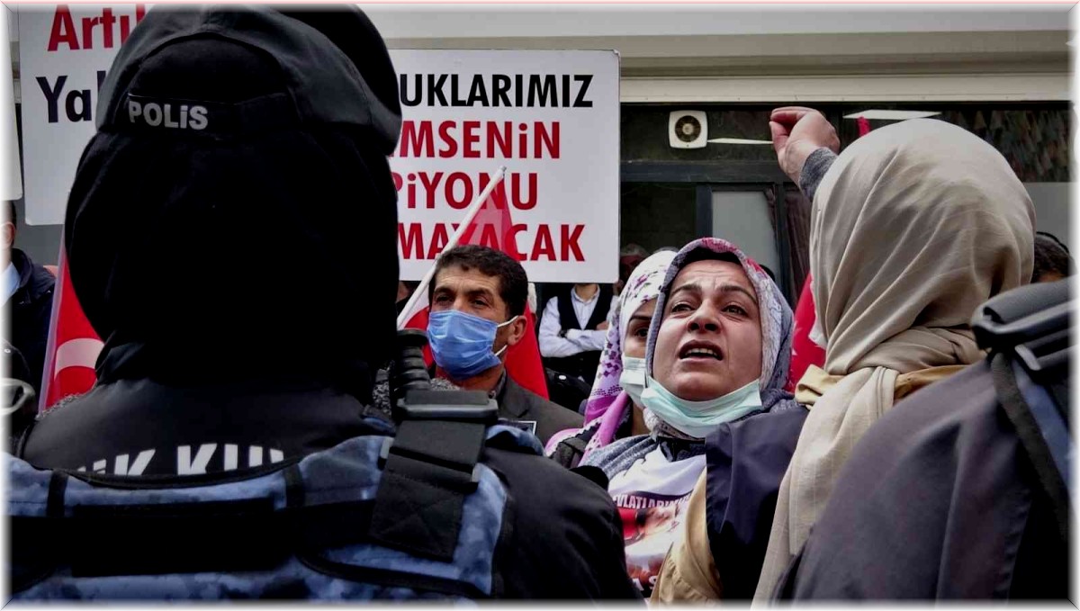 Vanlı anneler: "Haklı mücadelemizden asla vazgeçmeyeceğiz"