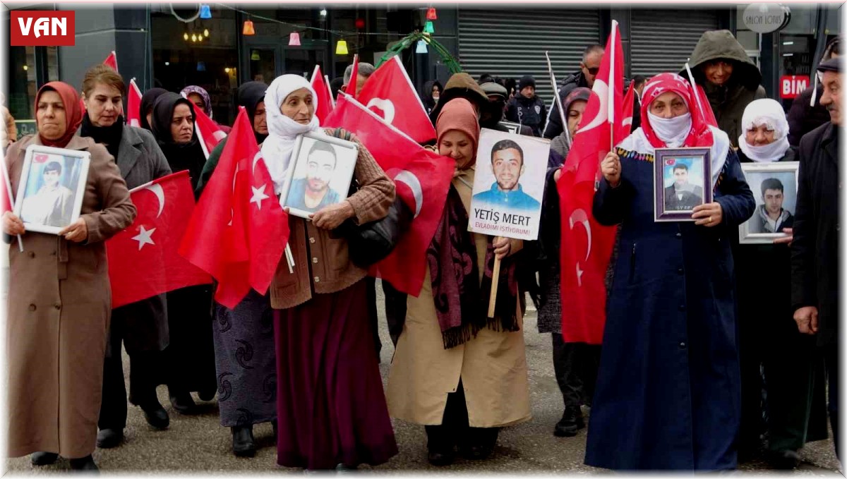 Vanlı annelerin evlat nöbeti 77'nci haftasında