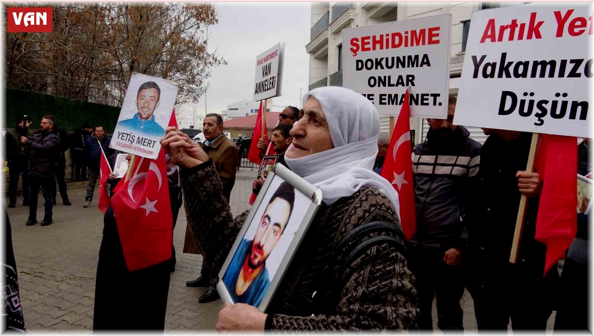 Vanlı annelerin evlat nöbeti ikinci yılını tamamladı