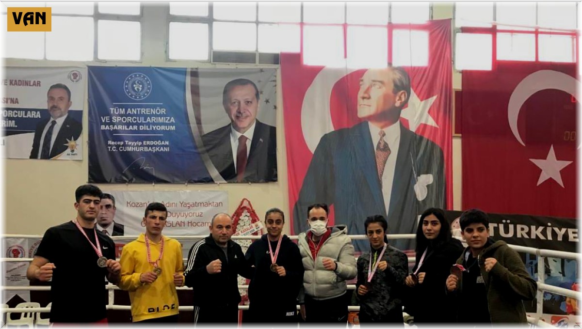 Vanlı boksörlerden büyük başarı