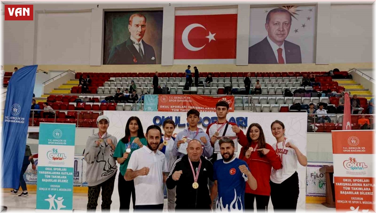 Vanlı boksörlerden büyük başarı