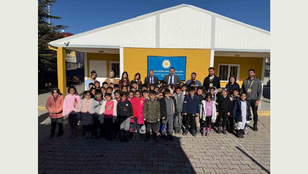 Vanlı çocuklar TEGV'de nitelikli eğitim almaya devam ediyor