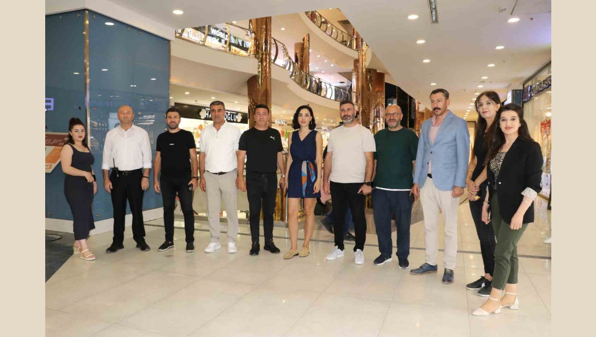 VANmall AVM'den Vali Balcı'ya teşekkür