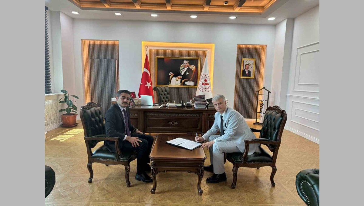 Varto'da 200 kişilik yurt için imzalar atıldı