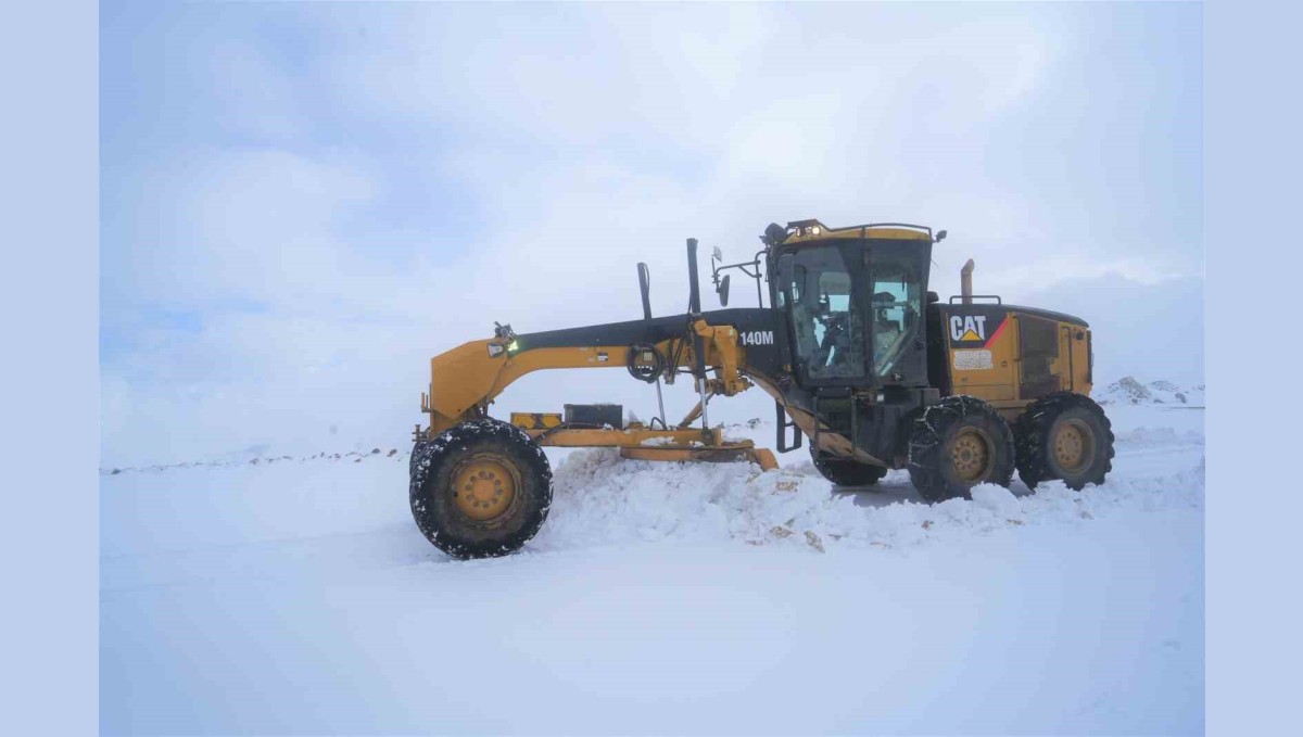 Varto'da 8 köy yolu ulaşıma kapandı