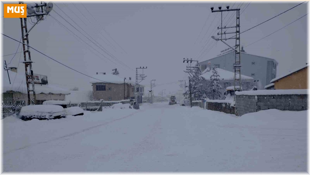 Varto'da 99 köy ve 50 mezranın yolu ulaşıma kapandı