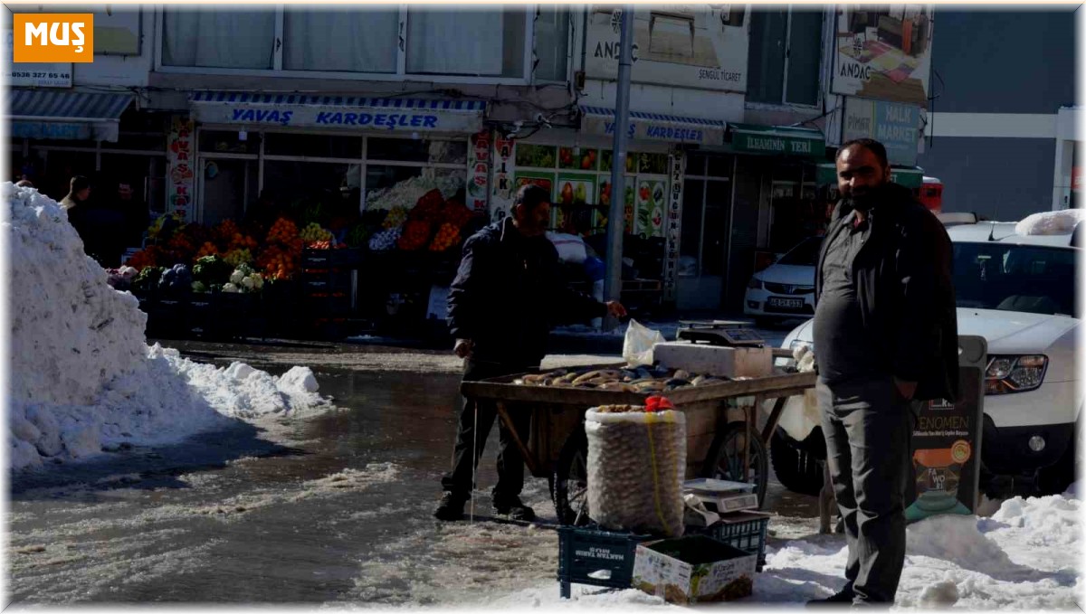 Varto'da balık satışı