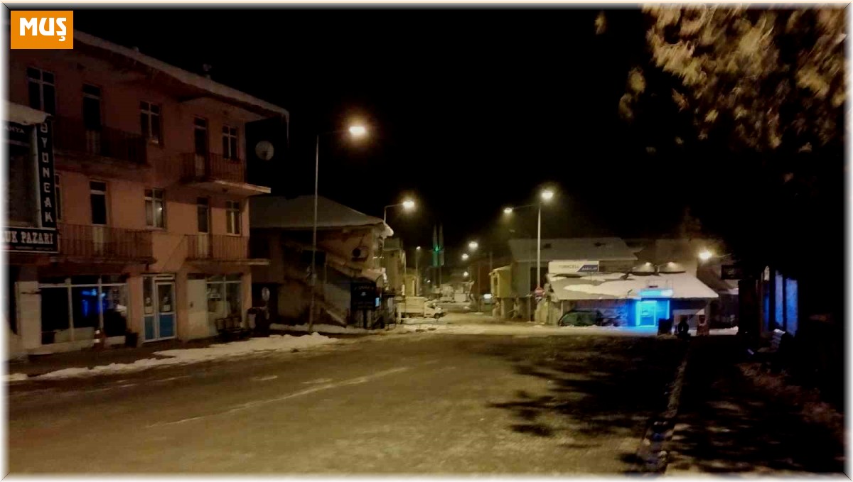 Varto'da depremde hayatını kaybedenler için dua edildi