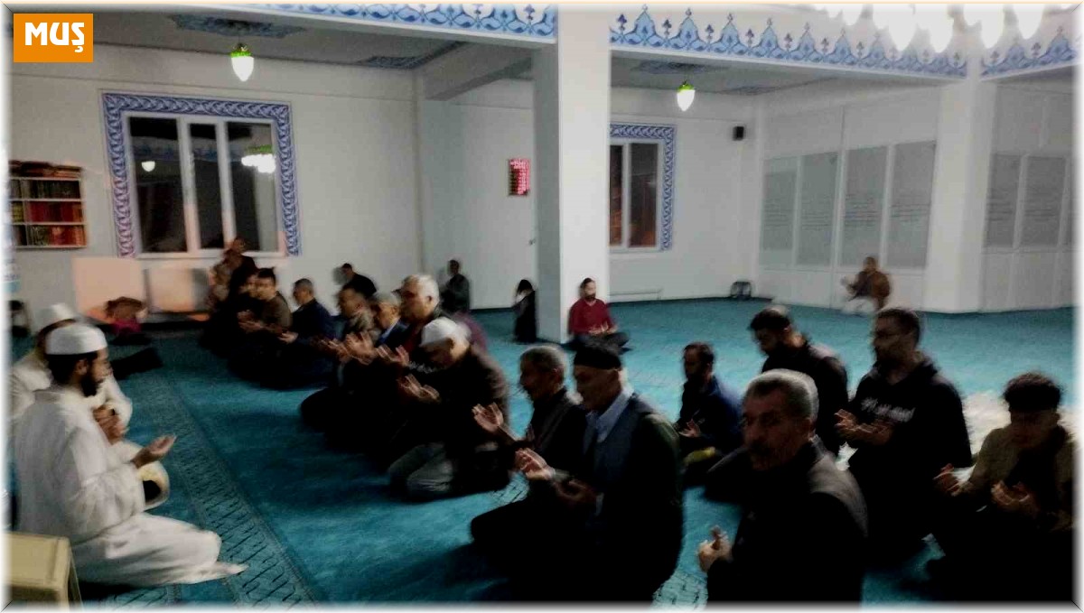 Varto'da Kadir Gecesi dualarla idrak edildi