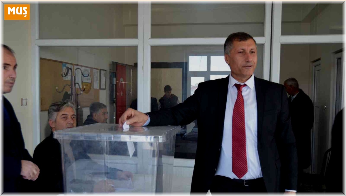 Varto Esnaf Kefalet Kredi Kooperatifi Başkanlığına Kartal seçildi